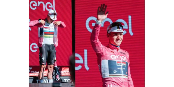 Prachtige wielerwedstrijd - Giro d'Italia Prachtige wielerwedstrijd - Giro d'Italia